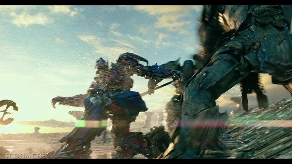 Transformers The Last Knight Theatrical Trailer HD Screenshot Gallery 564 (564 of 788)